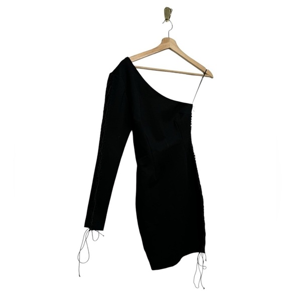 NWOT REVOLVE BY THE WAY. Alexandra One Shoulder Dress Black XS - Picture 8 of 11